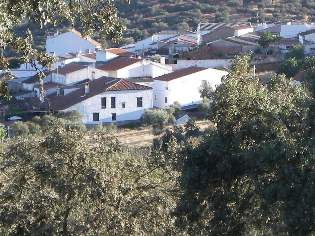 Casa Rural El Trillo Guest House El Alcornocal Exterior foto